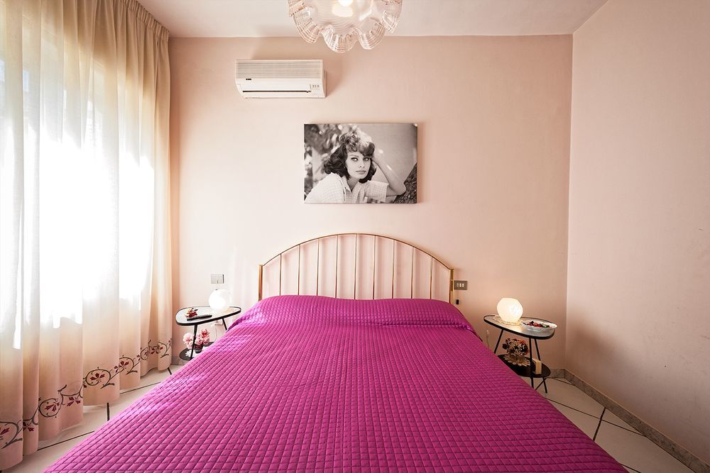 نابولي Chez Anna B&B - Adults Only المظهر الخارجي الصورة